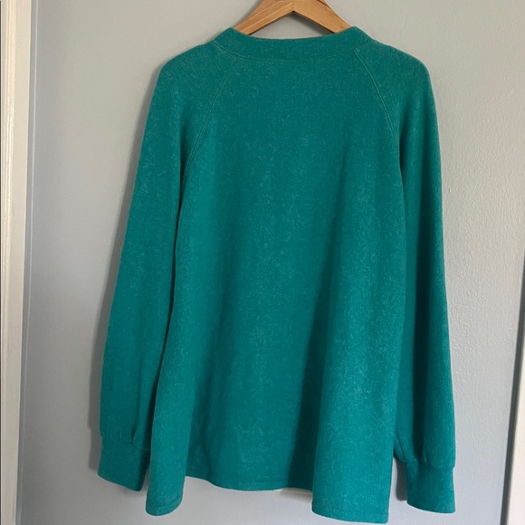 Fleece Raglan Henley - Picture 3 of 5